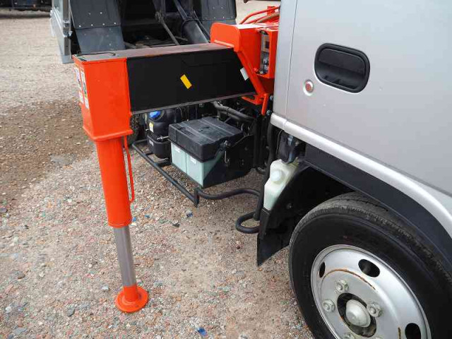 いすゞ エルフ 小型 土砂ダンプ 2RG-NKR88AD(96404) 9枚目