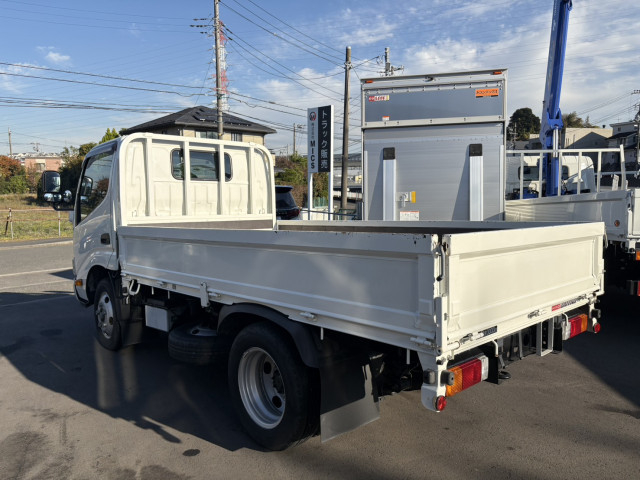 日野 デュトロ 小型 平ボディ 2RG-XZU605M(96405) 4枚目