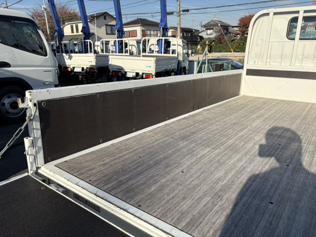 日野 デュトロ 小型 平ボディ 2RG-XZU605M(96405) 10枚目