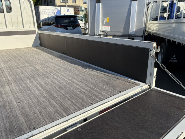 日野 デュトロ 小型 平ボディ 2RG-XZU605M(96405) 11枚目