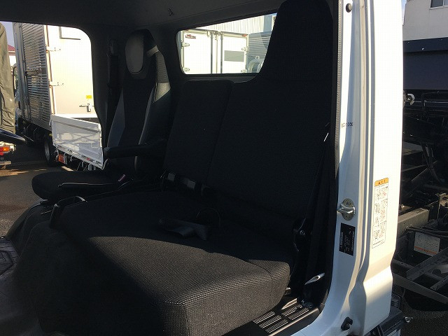 三菱ふそう キャンター 小型 車載専用車 2PG-FEB80(96408) 37枚目