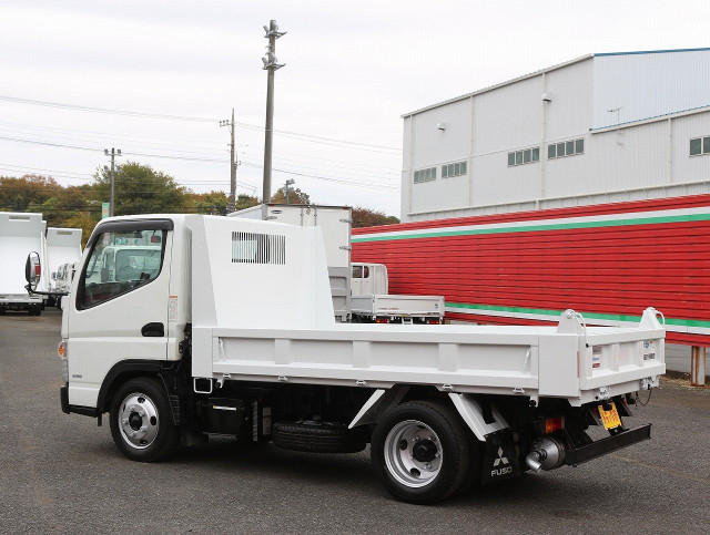 三菱ふそう キャンター 小型 土砂ダンプ 2PG-FBA30(96411) 9枚目