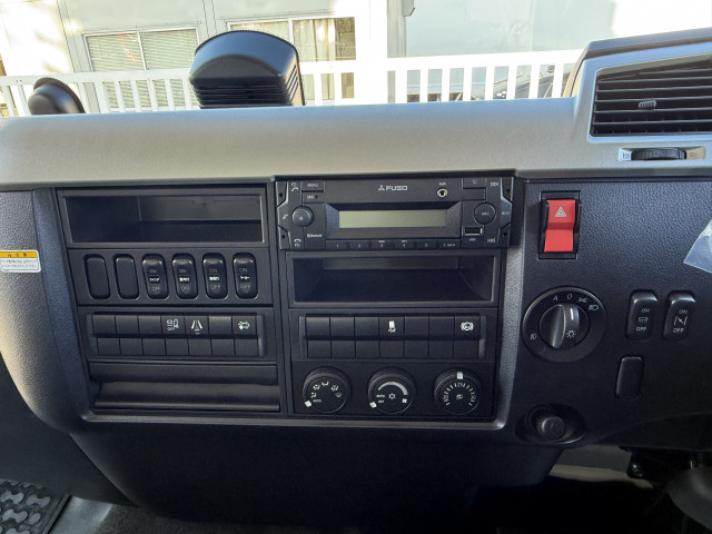 三菱ふそう ファイター 中型 アルミウィング 2KG-FK65F(96414) 17枚目