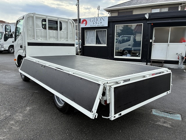 日野 デュトロ 小型 平ボディ 2RG-XZU605M(96464) 13枚目
