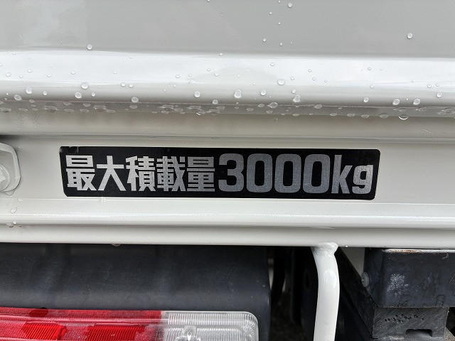 日野 デュトロ 小型 平ボディ 2RG-XZU605M(96464) 16枚目