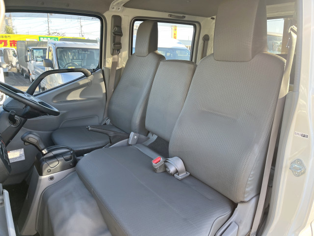 トヨタ ダイナ 小型 Wキャブ 2RG-XZU605(96465) 15枚目