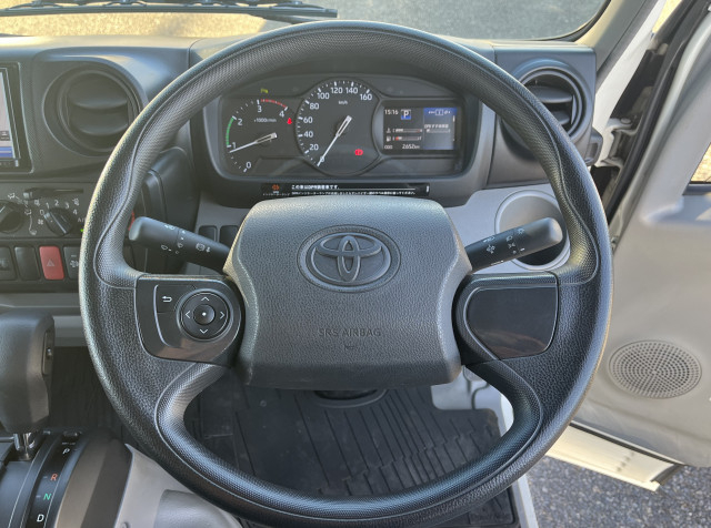 トヨタ ダイナ 小型 Wキャブ 2RG-XZU605(96465) 16枚目