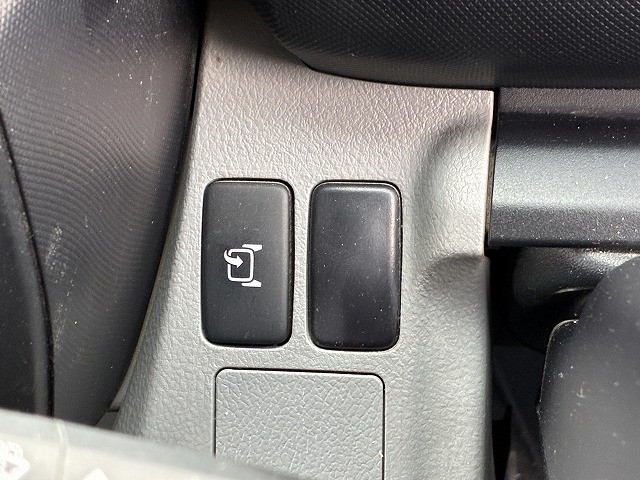 日野 デュトロ 小型 平ボディ 2RG-XZU605M(96464) 34枚目