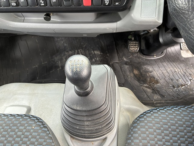 日野 デュトロ 小型 平ボディ 2RG-XZU605M(96464) 39枚目