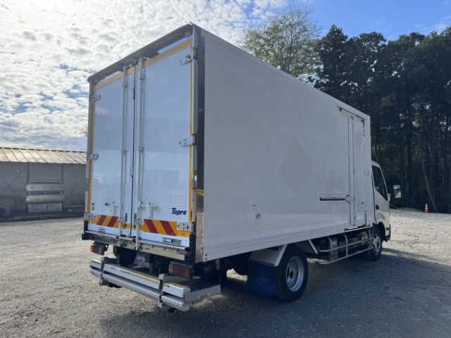 トヨタ ダイナ 小型 冷凍冷蔵バン 2RG-XZU710(96466) 3枚目