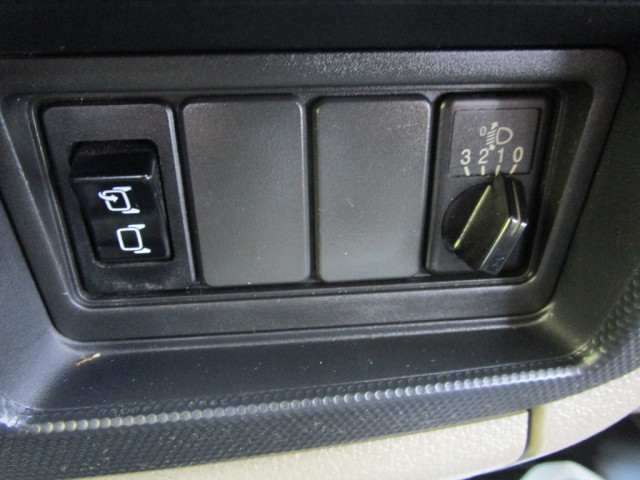 日産自動車 アトラス 小型 平ボディ CBF-SQ2F24(96469) 28枚目