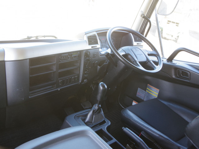 三菱ふそう ファイター 中型 平ボディ 2KG-FK61F(96470) 27枚目