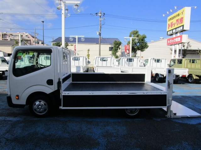 日産自動車 アトラス 小型 平ボディ CBF-SQ2F24(96472) 10枚目