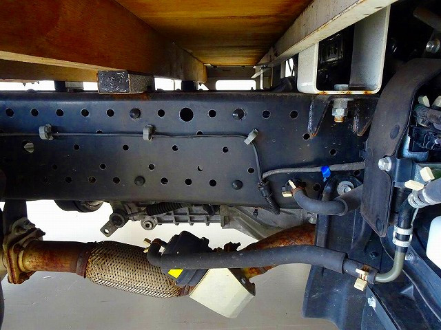 いすゞ エルフ 小型 平ボディ TRG-NHR85A(96471) 31枚目