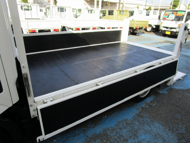 日産自動車 アトラス 小型 平ボディ CBF-SQ2F24(96472) 18枚目