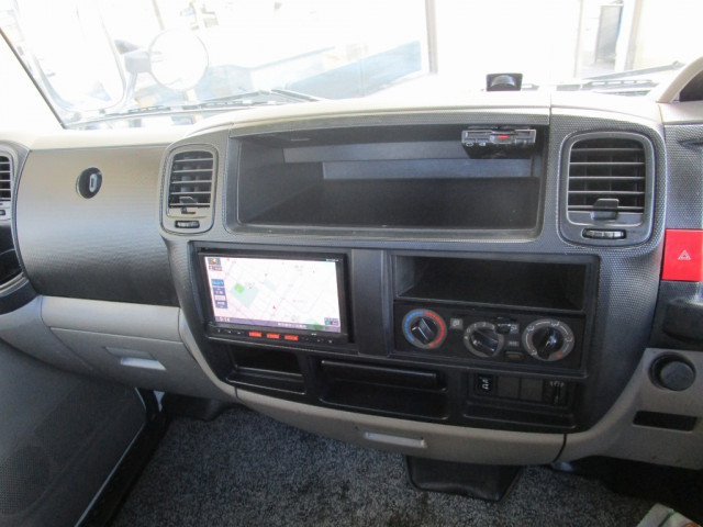 日産自動車 アトラス 小型 平ボディ CBF-SQ2F24(96472) 26枚目