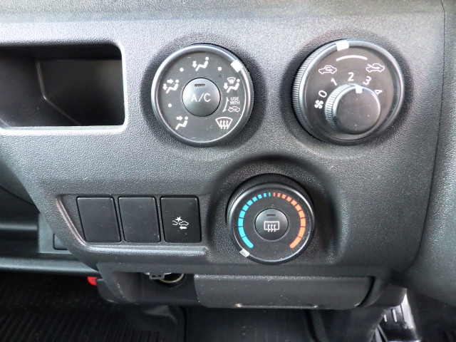 トヨタ ハイエース 小型 ライトバン CBF-TRH200K(96473) 11枚目