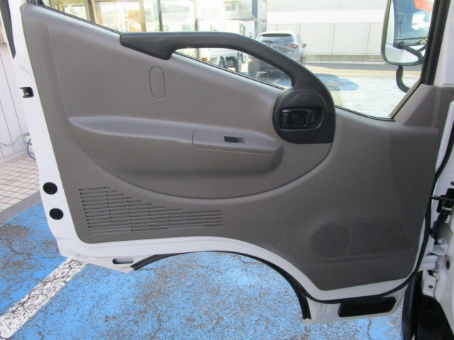 日産自動車 アトラス 小型 平ボディ CBF-SQ2F24(96472) 39枚目