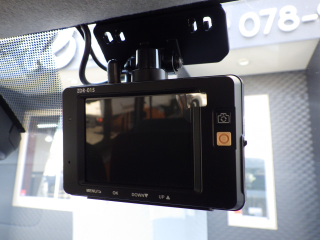 トヨタ ハイエース 小型 ライトバン CBF-TRH200K(96473) 15枚目