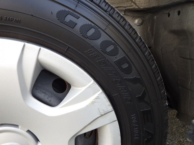 トヨタ ハイエース 小型 ライトバン CBF-TRH200K(96473) 29枚目