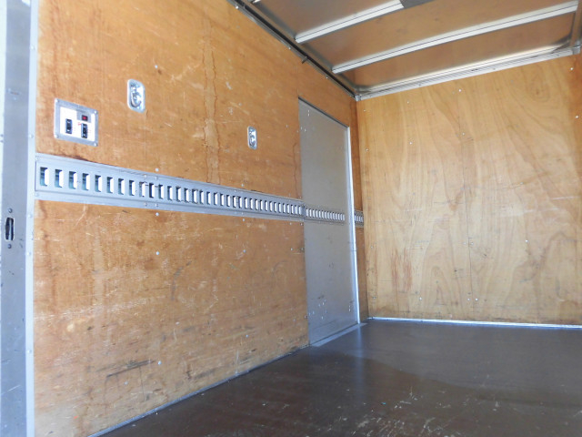 トヨタ ダイナ 小型 アルミバン TPG-XZU605(96474) 12枚目