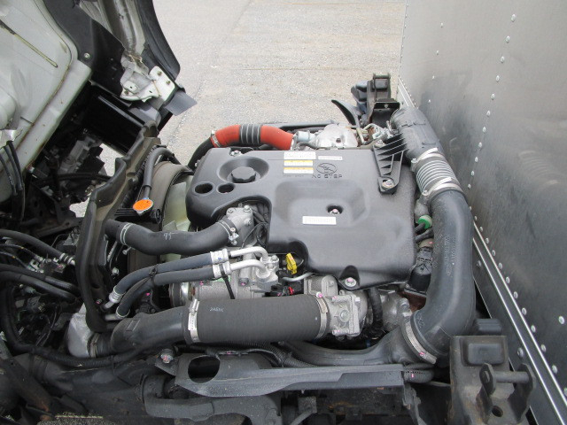 いすゞ エルフ 小型 アルミバン TKG-NLR85AN(96475) 11枚目