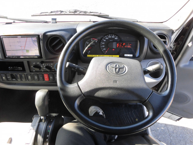 トヨタ ダイナ 小型 アルミバン TPG-XZU605(96474) 27枚目