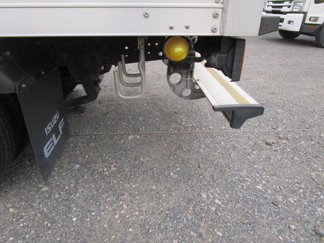 いすゞ エルフ 小型 アルミバン TKG-NLR85AN(96475) 34枚目