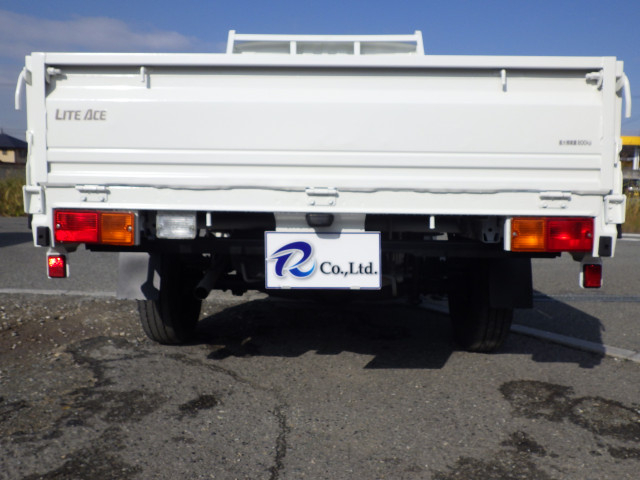 トヨタ ライトエース 小型 平ボディ DBF-S402U(96477) 40枚目