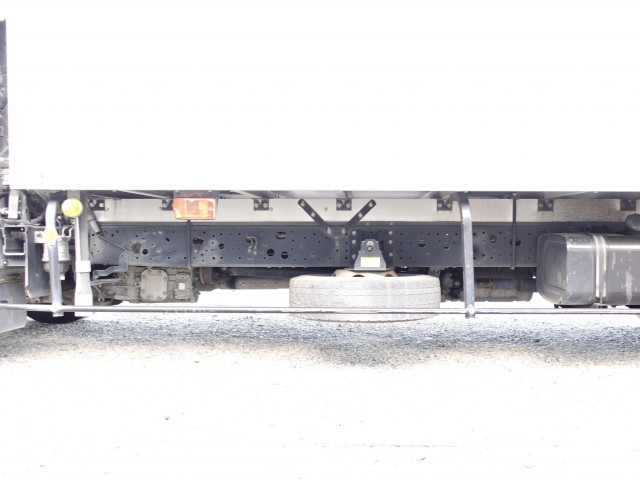 日野 レンジャー 中型 冷凍冷蔵バン 2KG-FC2ABA(96480) 17枚目