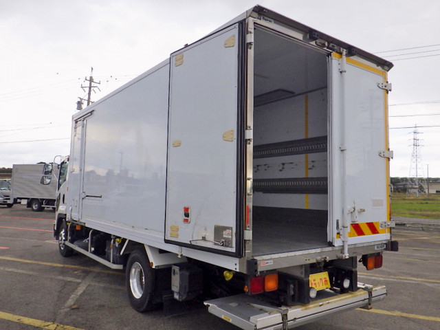 いすゞ フォワード 中型 冷凍冷蔵バン 2PG-FRR90S2(96482) 7枚目