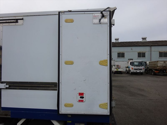 日野 デュトロ 小型 冷凍冷蔵バン TPG-XZC605M(96481) 13枚目