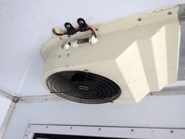 いすゞ フォワード 中型 冷凍冷蔵バン 2PG-FRR90S2(96482) 13枚目