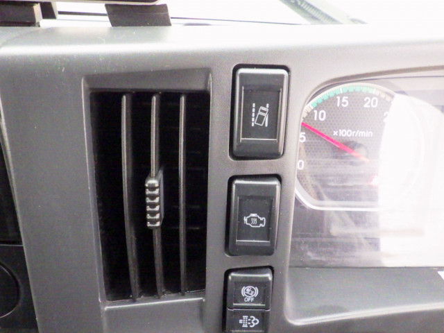 いすゞ フォワード 中型 冷凍冷蔵バン 2PG-FRR90S2(96482) 34枚目