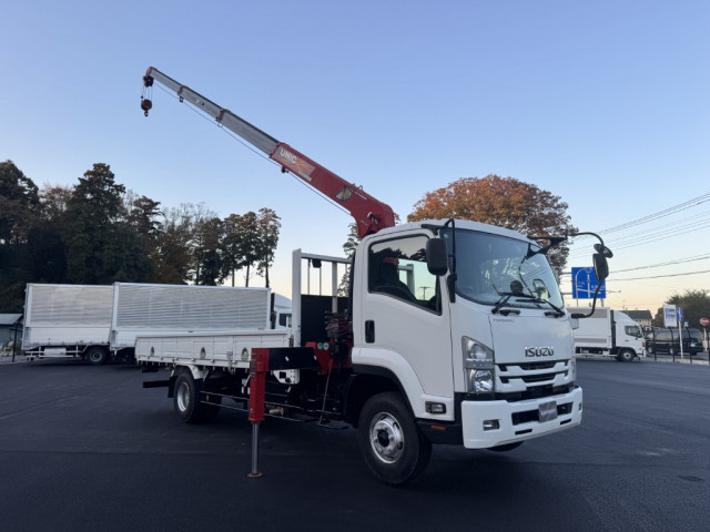 いすゞ フォワード 中型 クレーン付き 2PG-FRR90S1(96483) 2枚目