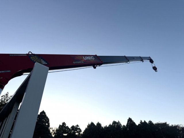 いすゞ フォワード 中型 クレーン付き 2PG-FRR90S1(96483) 15枚目