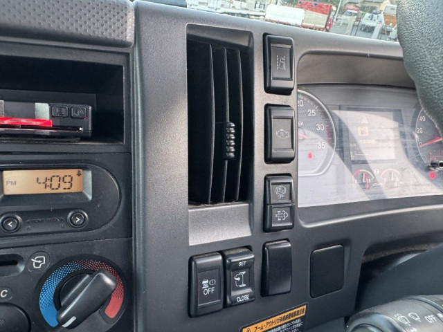 いすゞ フォワード 中型 クレーン付き 2PG-FRR90S1(96483) 34枚目