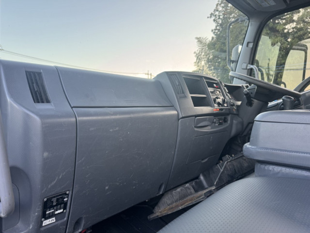 いすゞ フォワード 中型 クレーン付き 2PG-FRR90S1(96483) 38枚目