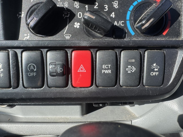 日野 デュトロ 小型 アルミバン TPG-XZC605M(96487) 26枚目