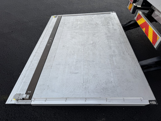 UDトラックス（日産） コンドル 中型 アルミウィング TKG-MK38C(96491) 11枚目