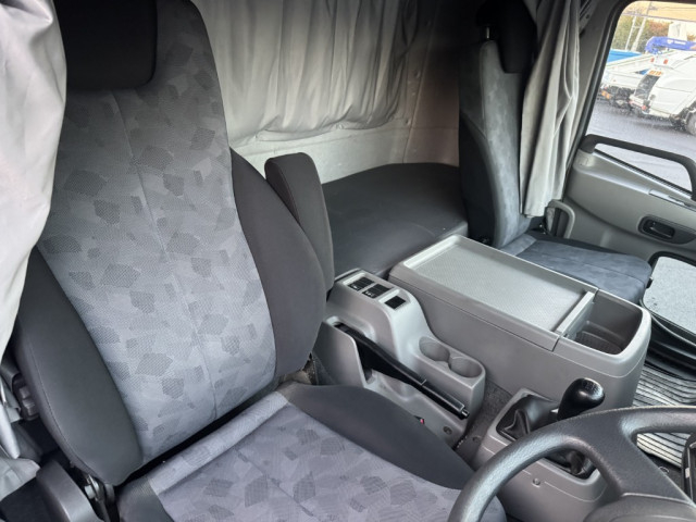 UDトラックス（日産） コンドル 中型 アルミウィング TKG-MK38C(96491) 25枚目