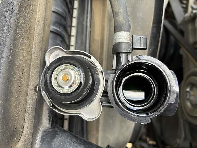 いすゞ エルフ 小型 平ボディ TRG-NJR85A(96492) 24枚目