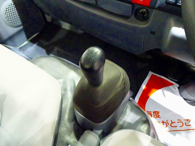 いすゞ エルフ 小型 平ボディ TRG-NJR85A(96496) 14枚目