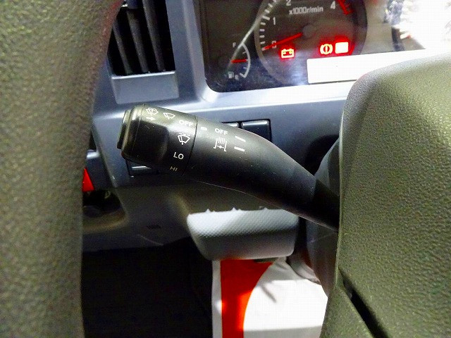 いすゞ エルフ 小型 平ボディ TRG-NJR85A(96496) 17枚目