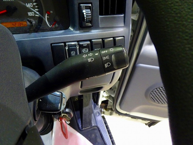 いすゞ エルフ 小型 平ボディ TRG-NJR85A(96496) 18枚目