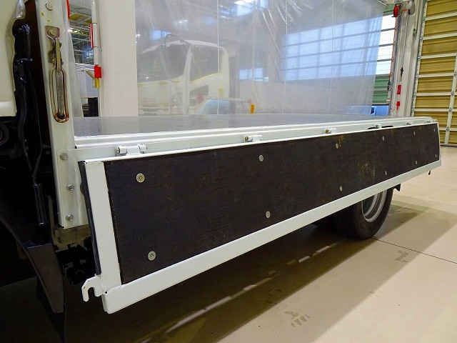 いすゞ エルフ 小型 平ボディ TRG-NJR85A(96496) 26枚目