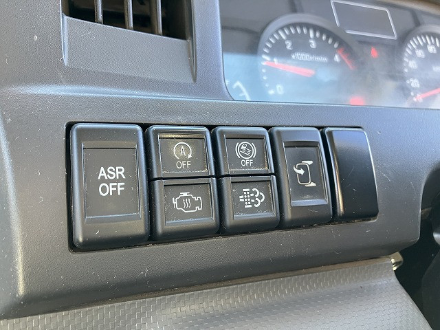 いすゞ フォワード 小型 平ボディ TRG-NKR85A(96497) 40枚目