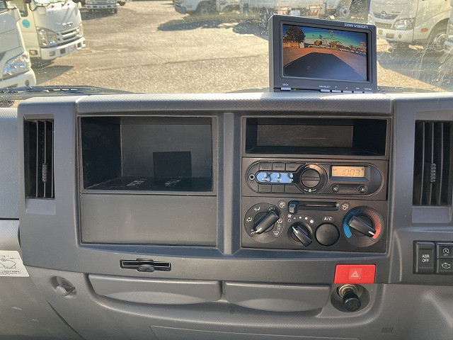 いすゞ フォワード 小型 平ボディ TRG-NKR85A(96497) 41枚目