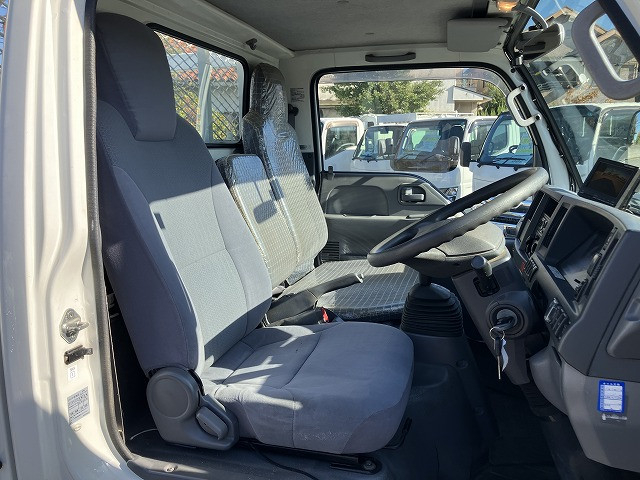 いすゞ フォワード 小型 平ボディ TRG-NKR85A(96497) 45枚目