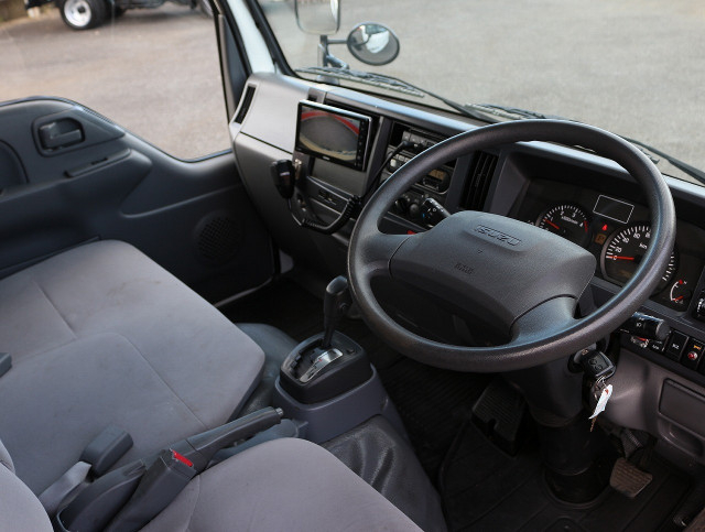 いすゞ エルフ 小型 アルミバン TRG-NHR85AN(96499) 3枚目